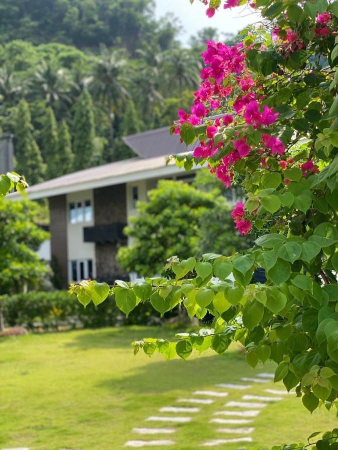 Amor Laut Mabini (Batangas) Exterior foto
